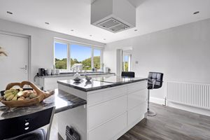 Kitchen- click for photo gallery